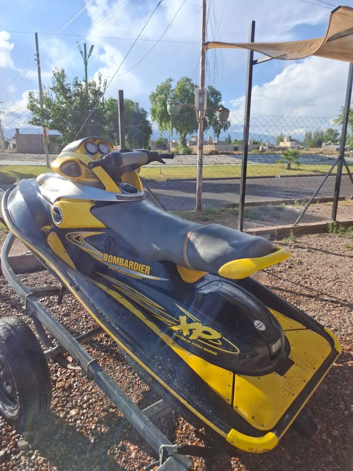 Sea-Doo Bombardier XP - Vista 4